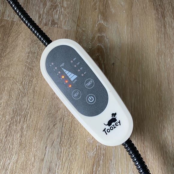 Toozie Pet Heating Pad - Picture 3 of 3